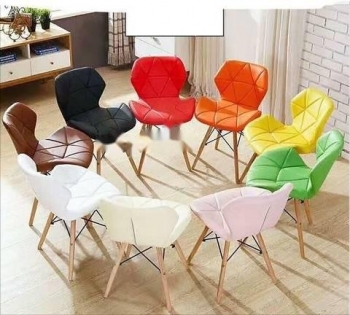 Ghế Eames bọc nệm tam giác chân gỗ ( LA_C003)