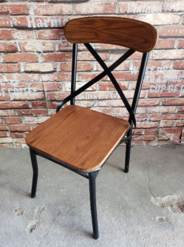 Ghế tựa X mặt gỗ cao su phủ vân sồi (LA-C036)